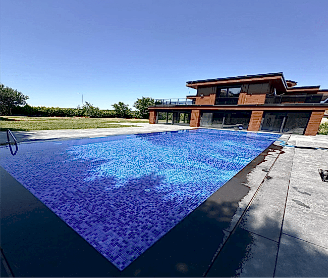 Betonarme Taşmalı havuz Yapımı